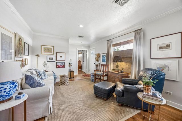 506 E Sixth Street, Brenham, TX 77833