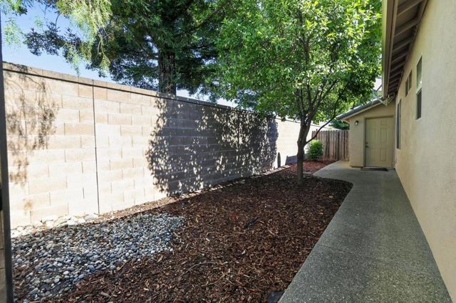 247 Bloomfield Court, Lincoln, CA 95648