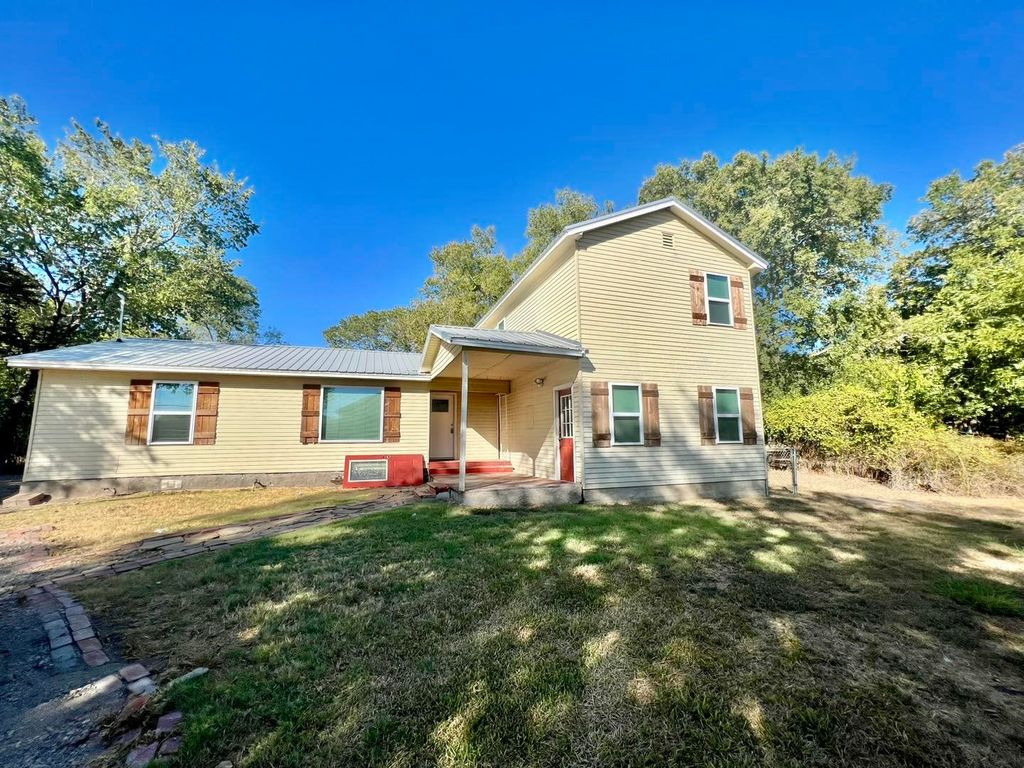 8786 S Fm 148, Scurry, TX 75158