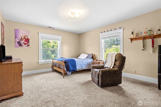 214 Bunker Creek Road, Adna, WA 98522
