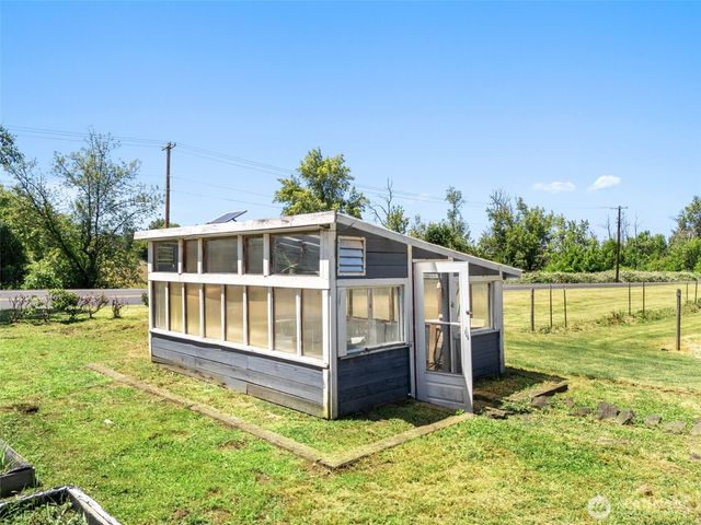214 Bunker Creek Road, Adna, WA 98522