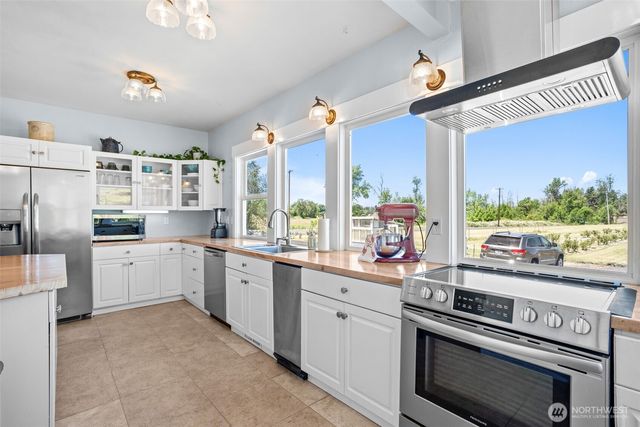 214 Bunker Creek Road, Adna, WA 98522