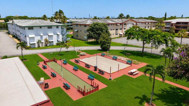 5300 Washington Street 301E, Hollywood, FL 33021