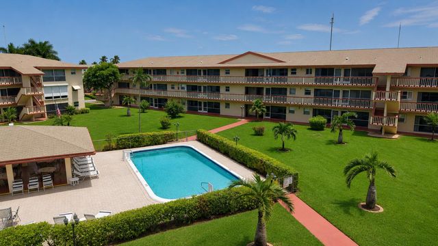 5300 Washington Street 301E, Hollywood, FL 33021