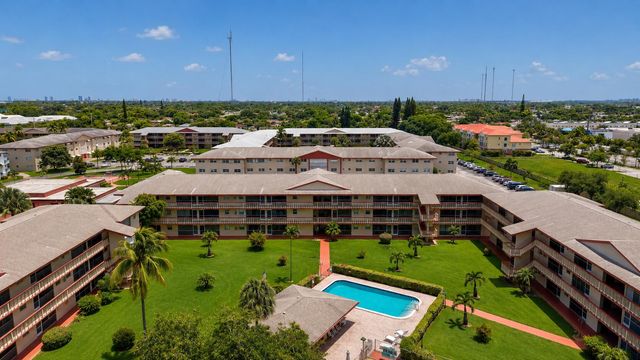 5300 Washington Street 301E, Hollywood, FL 33021