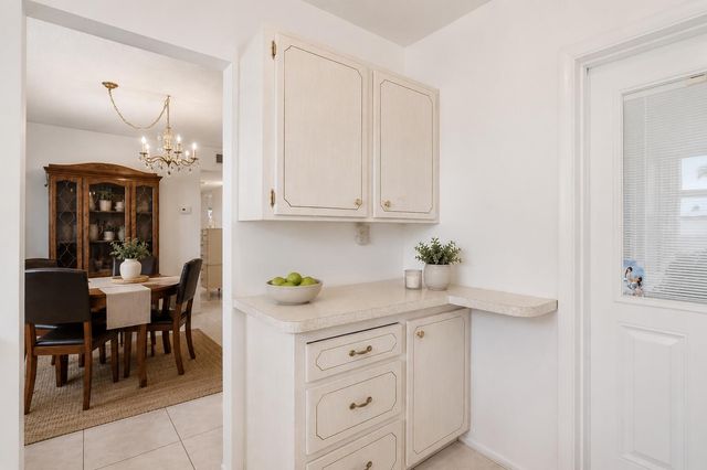 5300 Washington Street 301E, Hollywood, FL 33021