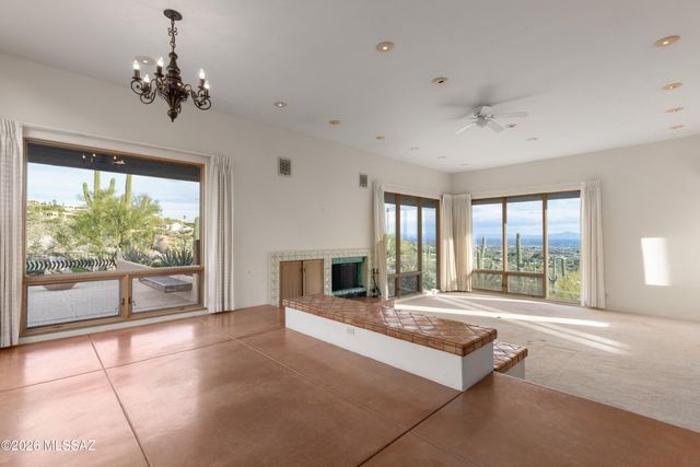 7001 N Ina Place, Tucson, AZ 85718