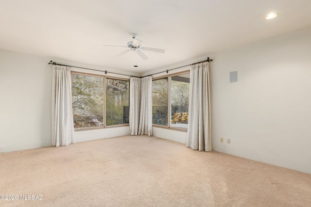 7001 N Ina Place, Tucson, AZ 85718