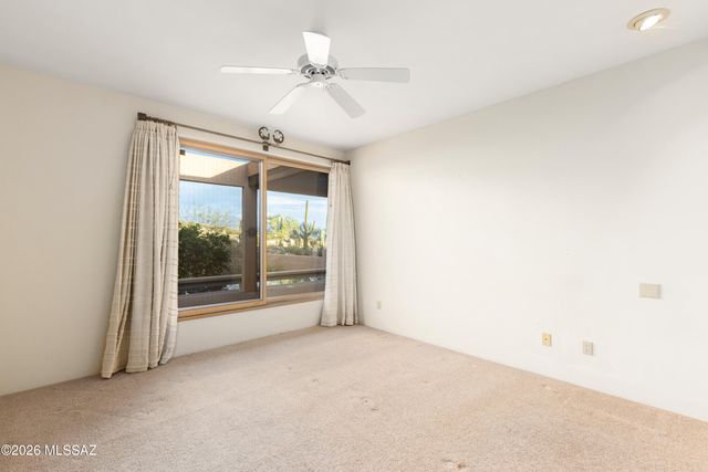 7001 N Ina Place, Tucson, AZ 85718