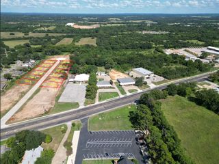 215 Central Park Court, Athens, TX 75751