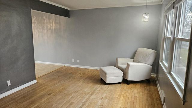 2353 S 77th STREET, West Allis, WI 53219