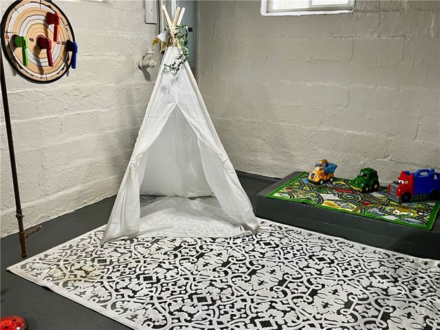 7992 W National Road, Bethel Twp, OH 45344