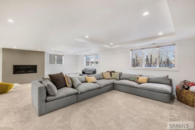 460 Rolling Hills Drive, Rexburg, ID 83440