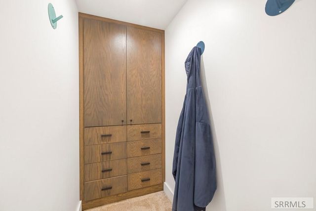 460 Rolling Hills Drive, Rexburg, ID 83440