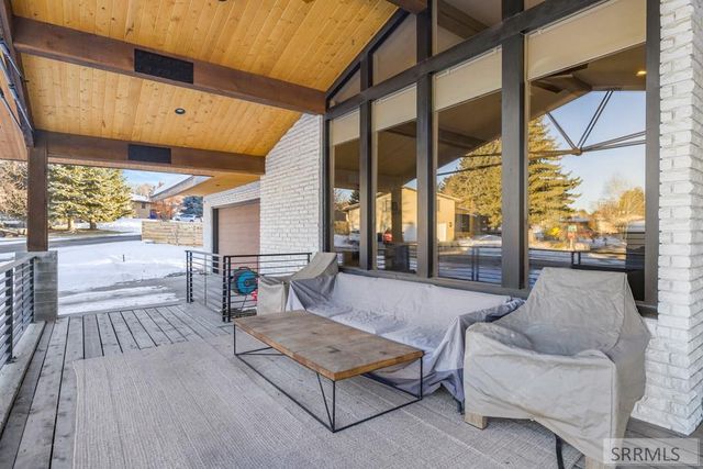 460 Rolling Hills Drive, Rexburg, ID 83440