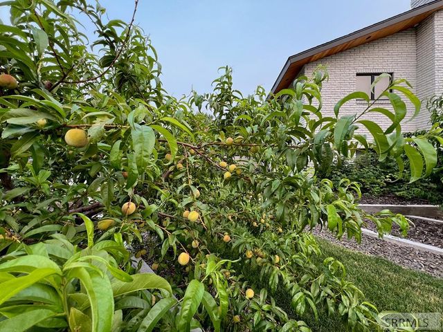 460 Rolling Hills Drive, Rexburg, ID 83440