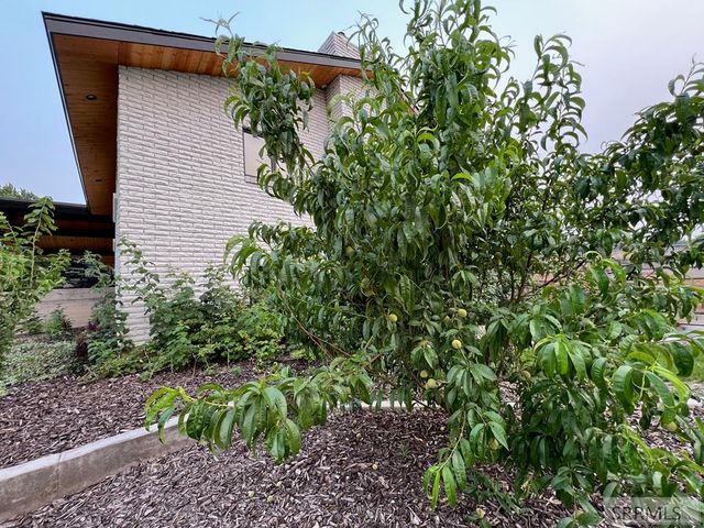 460 Rolling Hills Drive, Rexburg, ID 83440