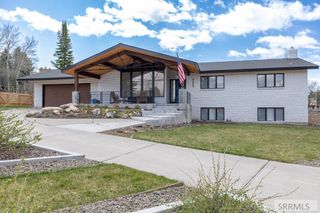 460 Rolling Hills Drive, Rexburg, ID 83440
