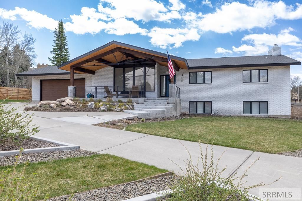 460 Rolling Hills Drive, Rexburg, ID 83440