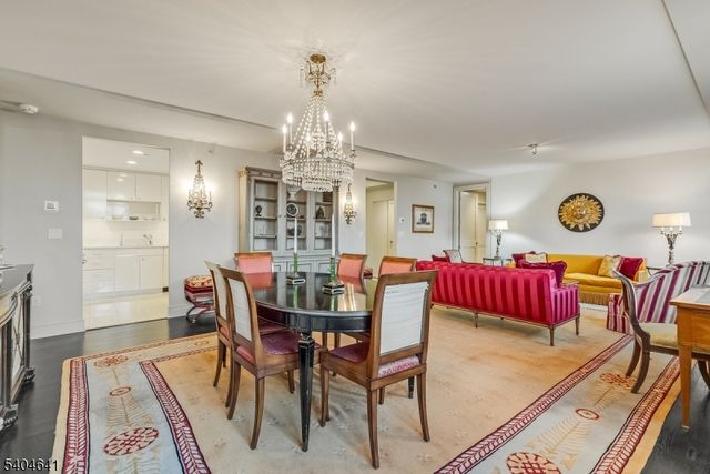 616 S Orange Ave, Skyhouse 4 SH4, Maplewood Twp., NJ 07040