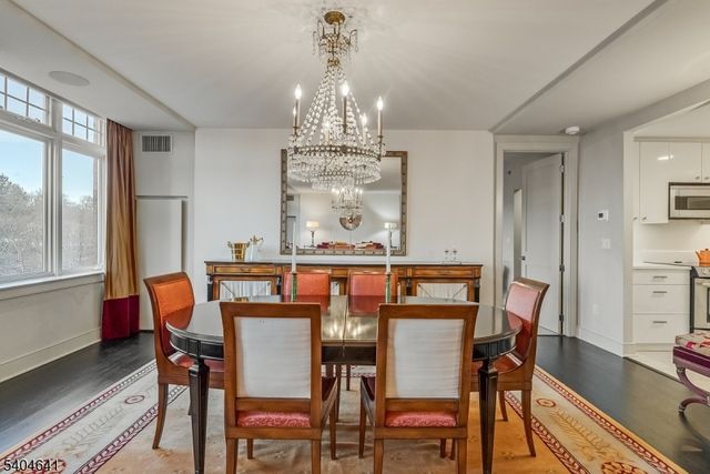 616 S Orange Ave, Skyhouse 4 SH4, Maplewood Twp., NJ 07040