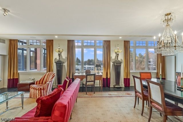 616 S Orange Ave, Skyhouse 4 SH4, Maplewood Twp., NJ 07040