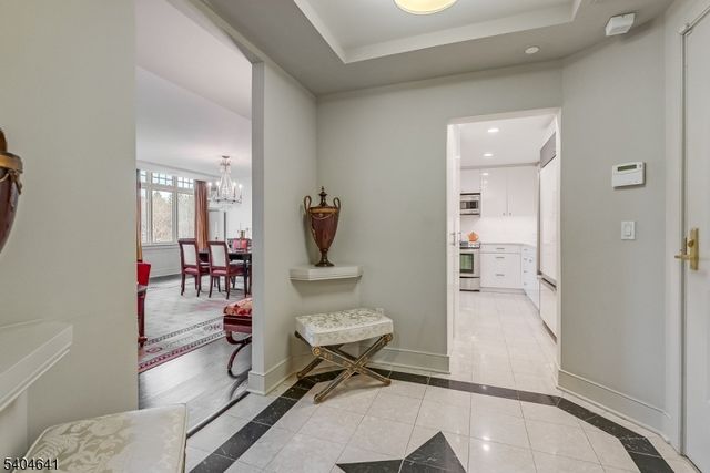 616 S Orange Ave, Skyhouse 4 SH4, Maplewood Twp., NJ 07040