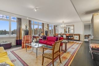 616 S Orange Ave, Skyhouse 4 SH4, Maplewood Twp., NJ 07040