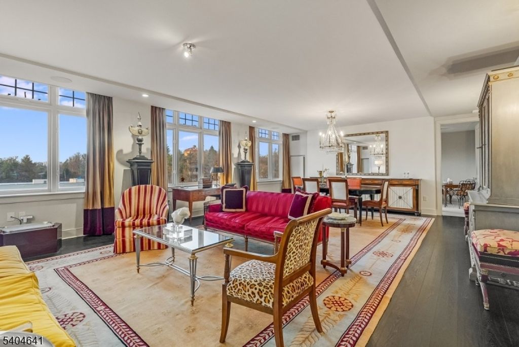 616 S Orange Ave, Skyhouse 4 SH4, Maplewood Twp., NJ 07040