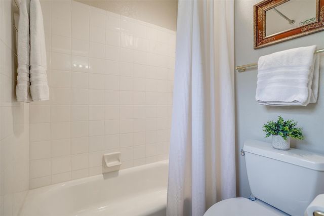 133 Sunny Meadows Drive, Burleson, TX 76028