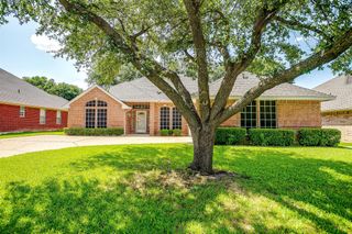 133 Sunny Meadows Drive, Burleson, TX 76028