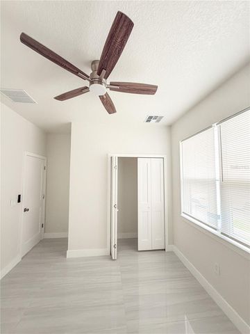 105 NORTH BOULEVARD E, Davenport, FL 33837