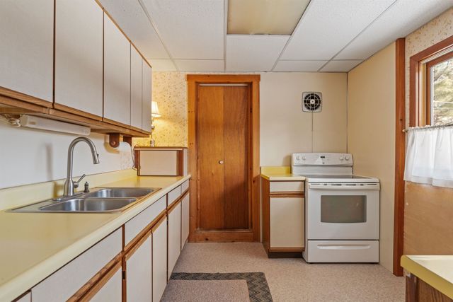 572 Wells Road, Franconia, NH 03580