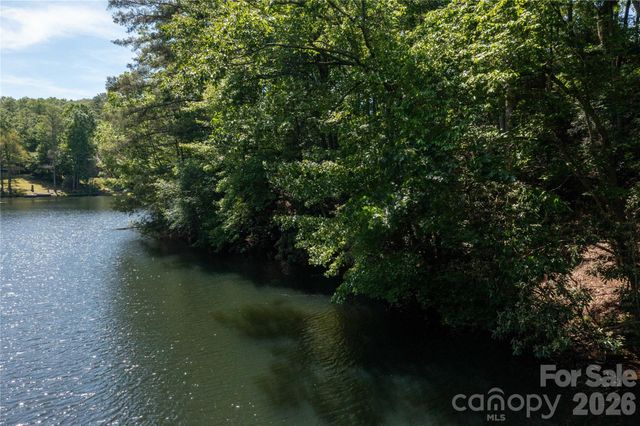 00 Deer Park Lake Road, Spruce Pine, NC 28777