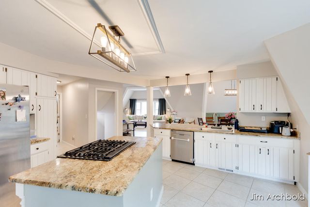 2447 Roberts Road, Muskegon, MI 49445