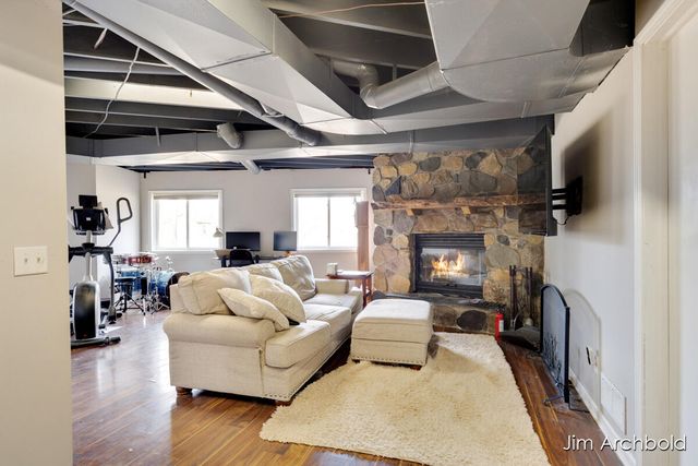 2447 Roberts Road, Muskegon, MI 49445