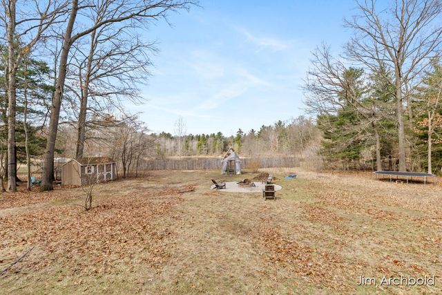2447 Roberts Road, Muskegon, MI 49445