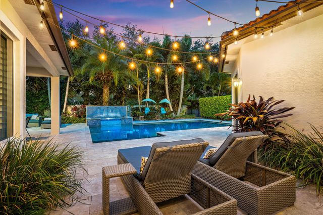 283 Rudder Cay Way, Jupiter, FL 33458
