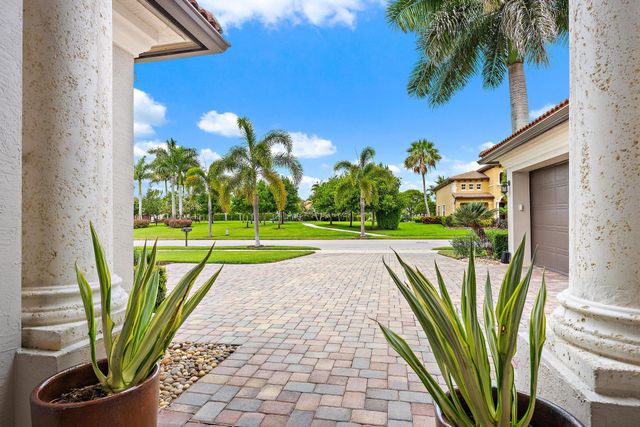 283 Rudder Cay Way, Jupiter, FL 33458