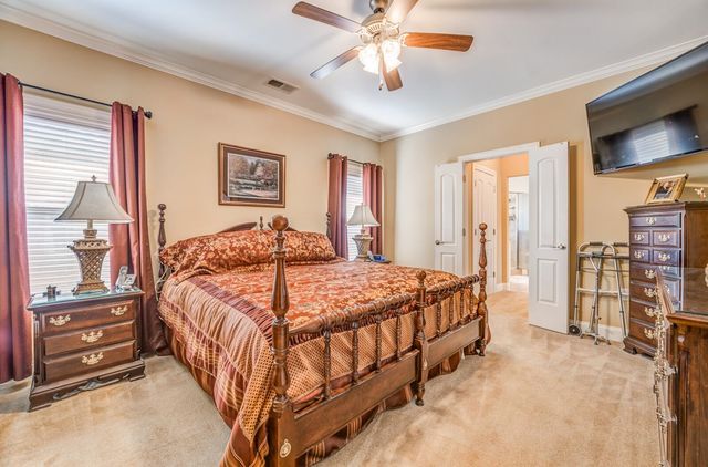 420 ST ANDREWS DR, Oakland, TN 38060