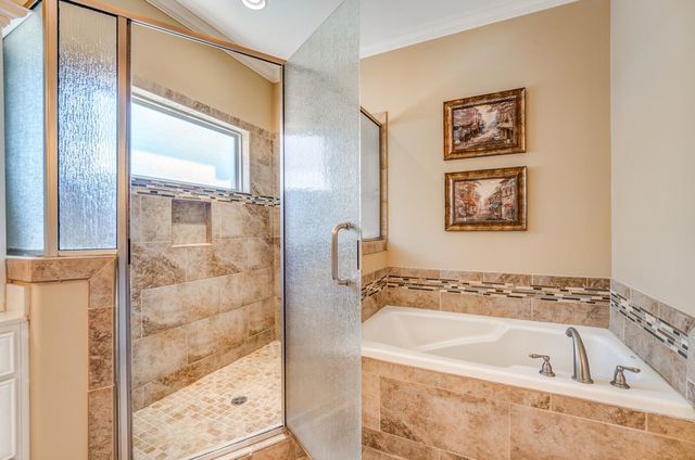 420 ST ANDREWS DR, Oakland, TN 38060