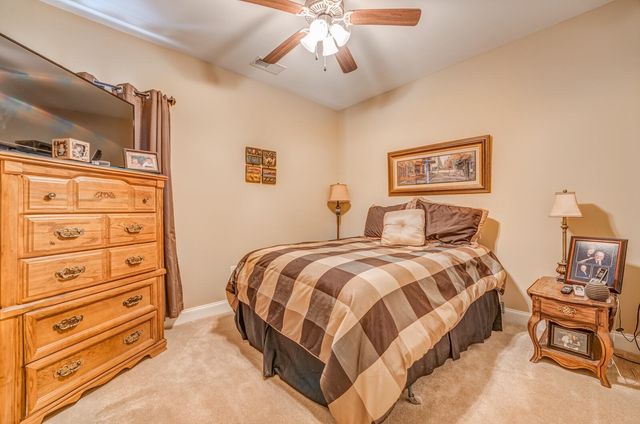 420 ST ANDREWS DR, Oakland, TN 38060