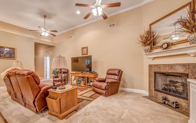 420 ST ANDREWS DR, Oakland, TN 38060