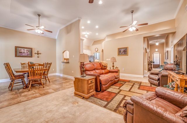 420 ST ANDREWS DR, Oakland, TN 38060