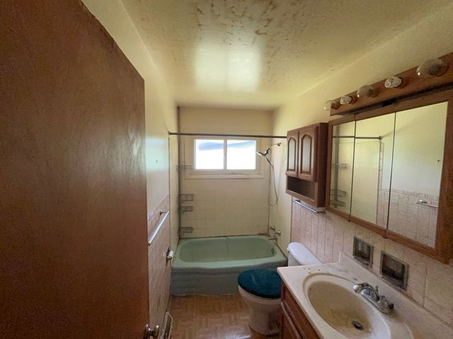 16155 Kedzie Parkway, Markham, IL 60428