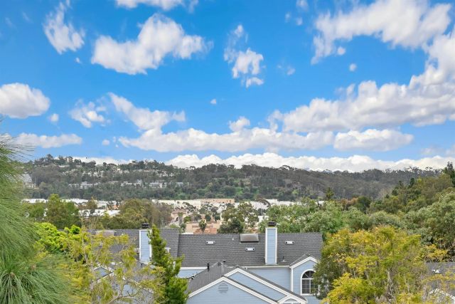 2835 Valley Vista Way, Oceanside, CA 92054