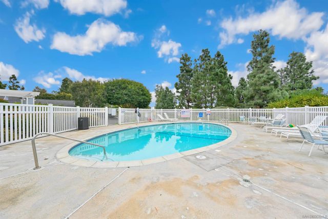 2835 Valley Vista Way, Oceanside, CA 92054