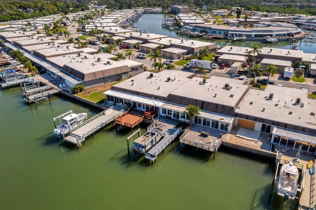 511 BOCA CIEGA POINT BOULEVARD N, St Petersburg, FL 33708