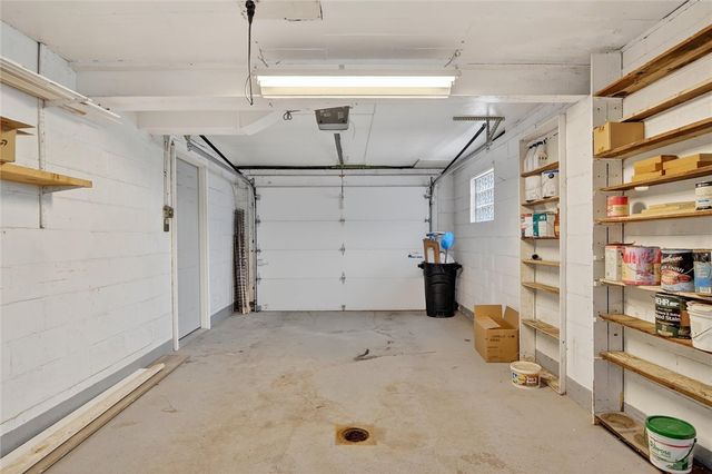 1195 Lebanon School Road, West Mifflin, PA 15122