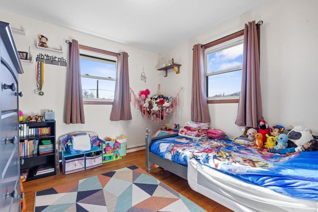 1105 DEVONSHIRE DRIVE, Oshkosh, WI 54902